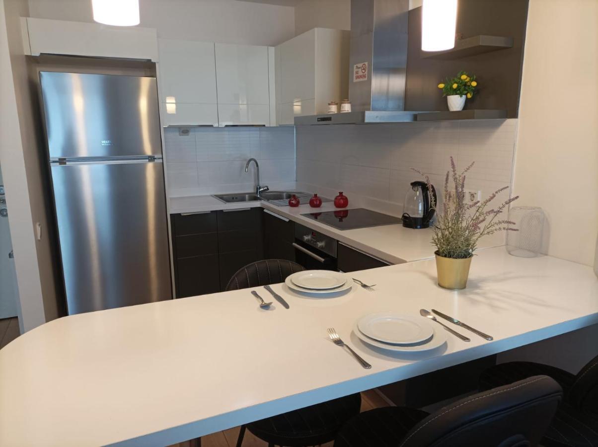 Appartement Mall Of Full 1+1 *